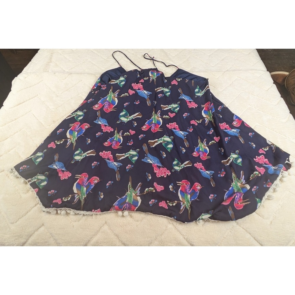 Voom by Joy Han Navy Blue Tropical Bird Print Pom Pom Hem Cami Top Large